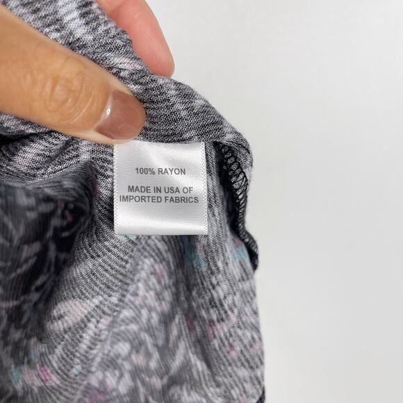 Evereve Roan + Ryan XS Black Pink Arlo Smocked Sleeveless Top Floral Print Vneck - Picture 7 of 9